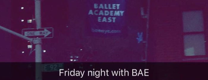 Ballet Academy East is one of Maya'nın Beğendiği Mekanlar.