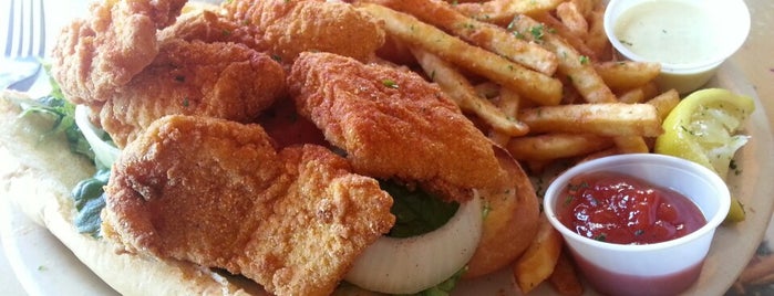 Valdo's Seafood House is one of Top 11 Seafood Restaurants in Houston Bay Area.