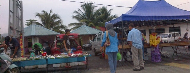 Pasar Malam Abi is one of Pasar Malam Perlis.