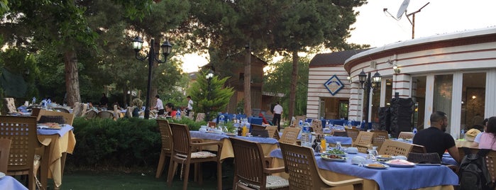 Ali Dayı Alabalık Restaurant is one of สถานที่ที่ Gülveren ถูกใจ.