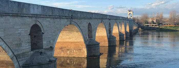 Meriç (Mecidiye) Köprüsü is one of Edirne Gezilecekler.