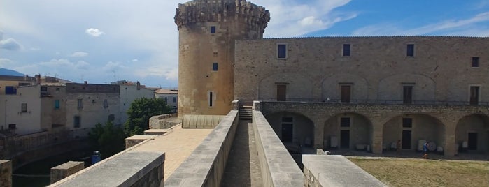 Castello di Venosa is one of La lucana in cucina.