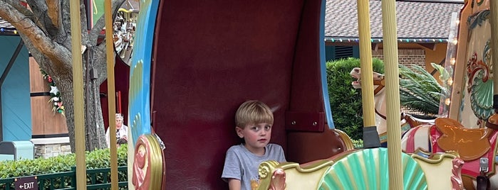 Carousel at Disney Springs is one of October 2014 Disney Trip.