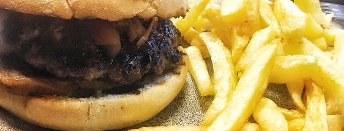 Burger's Hood is one of Kyriaki : понравившиеся места.