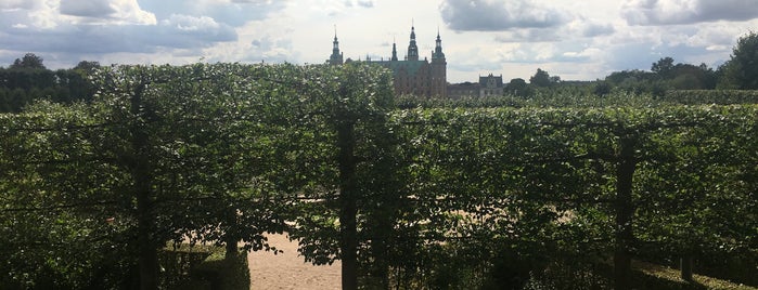 Frederiksborg Slotspark is one of Kyriaki : понравившиеся места.