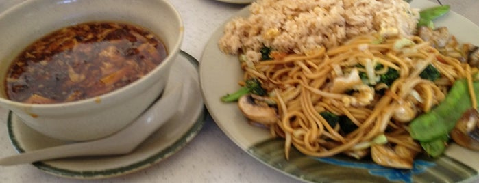 California Wok is one of The 11 Best Places for Lunch Specials in Encino, Los Angeles.