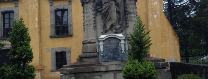 Casa de Morelos is one of Lieux sauvegardés par Luis Arturo.