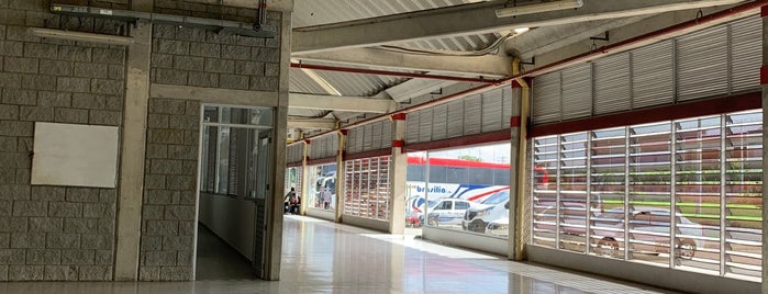 Terminal de Transportes Sahagún. is one of Sitios Visitados.