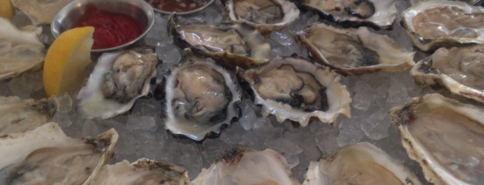 Anchor Oyster Bar is one of Chris' SF Bay Area To-Dine List.