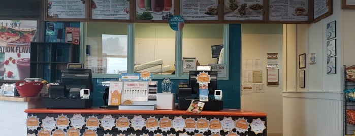 Tropical Smoothie Cafe is one of Clark 님이 좋아한 장소.