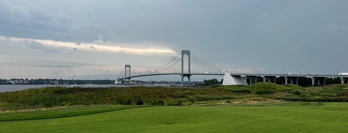Trump Golf Links at Ferry Point is one of Public Golf Tri-State.