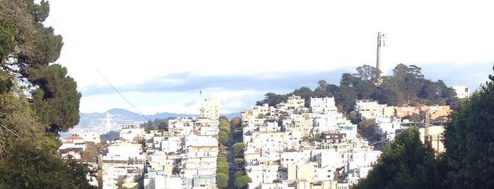 Lombard Street is one of Parental Tourist.