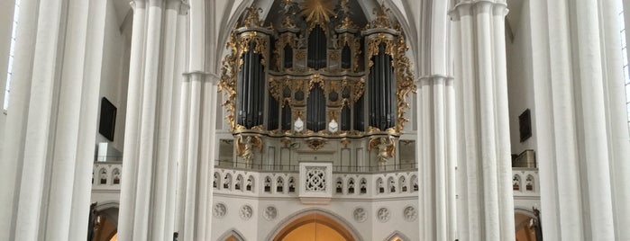 Marienkirche is one of Orte, die Cristi gefallen.