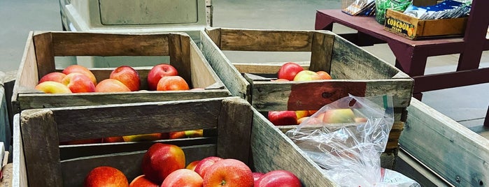 Aamodt's Apple Farm is one of Twin Cities.