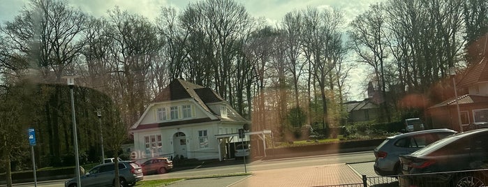 Station Hengelo is one of Work Travel.