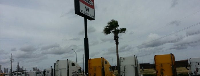 Freightliner Service is one of Client Offices.