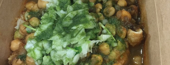 Bombay Food Junkies is one of Chai: сохраненные места.