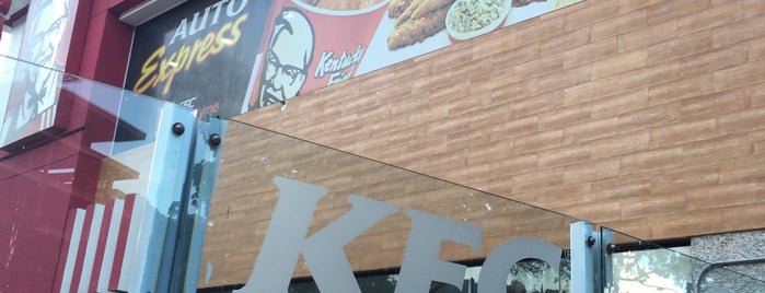 KFC is one of Lugares Conocidos Caracas.