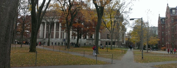 Harvard Yard is one of Boston List.