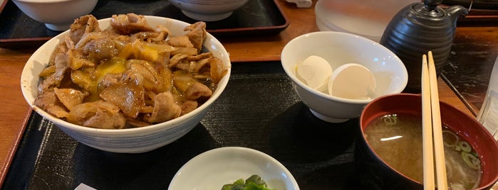 脂屋肉八 is one of 神戸のランチスポット.