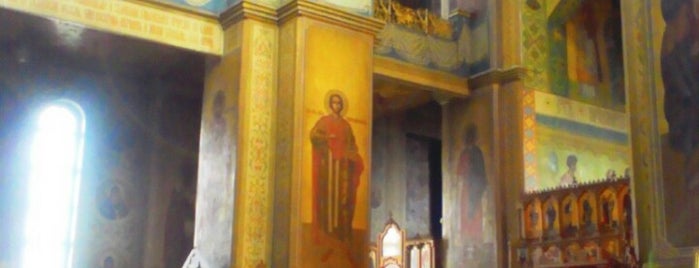 Храм Бориса І Гліба is one of Lugares favoritos de Андрей.