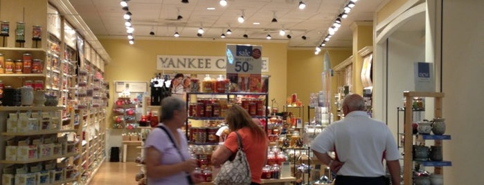 Yankee Candle is one of Louisville.