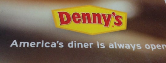 Denny's is one of Locais curtidos por Frank.