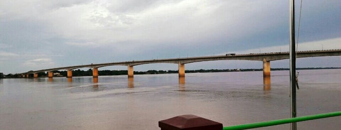 Mekong river is one of Robertさんのお気に入りスポット.