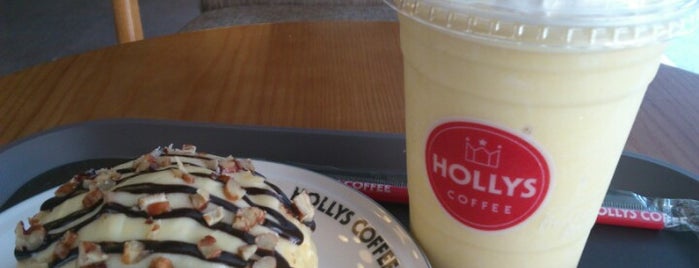 Hollys Coffee is one of Tempat yang Disukai Jerome.