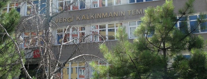 Kaleönü Vergi Dairesi is one of สถานที่ที่ Olga ถูกใจ.