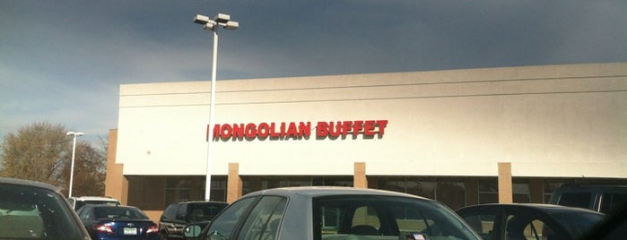 Mongolian Buffet is one of สถานที่ที่ Kristeena ถูกใจ.