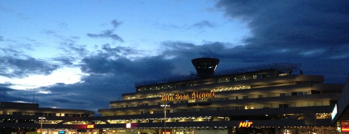 Köln Bonn Havalimanı (CGN) is one of Fatih'in Beğendiği Mekanlar.