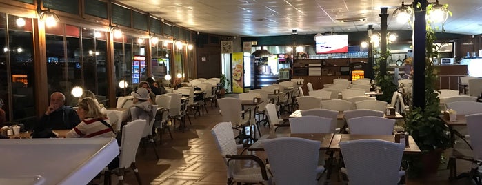 Açelya Cafe & Restaurant is one of สถานที่ที่ Gülşah ถูกใจ.