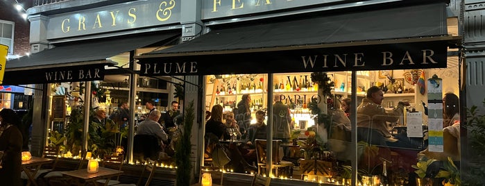 Plume Wine Bar is one of Londres.