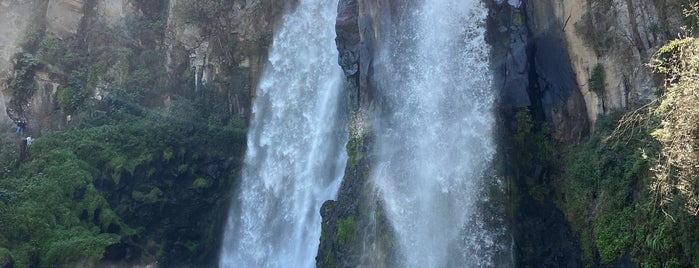 Cascada De Quetzalapan is one of Tempat yang Disukai Beatriz.