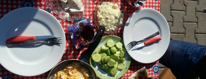 Hazalım is one of Kahvaltı.