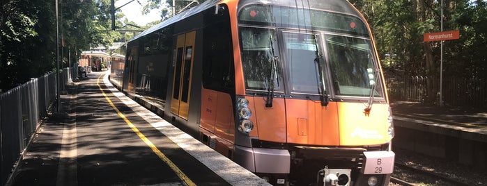 Platform 1 is one of Sydney Trains (K to T).