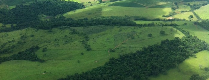 Aeroclube de Varginha is one of Aeroportos do Brasil.