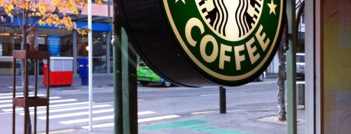 Starbucks is one of สถานที่ที่ Andrii ถูกใจ.