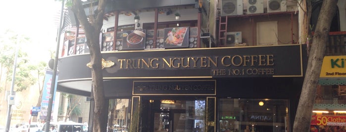 Trung Nguyên Legend Café (80 Đồng Khởi) is one of สถานที่ที่ MK ถูกใจ.