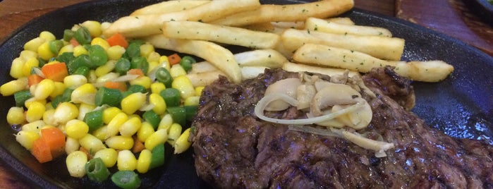 Steak 21 is one of MKさんのお気に入りスポット.