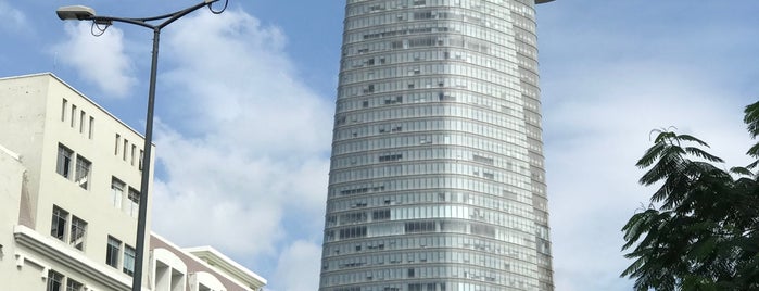 Bitexco Financial Tower Office is one of Lieux qui ont plu à MK.