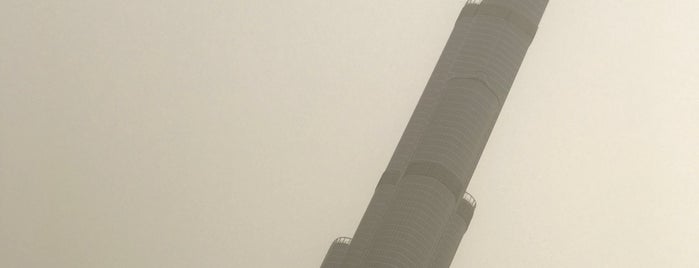 Burj Khalifa is one of Tempat yang Disukai MK.