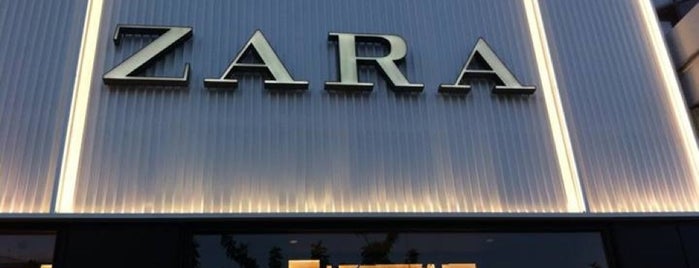 Zara is one of Giorgosさんのお気に入りスポット.