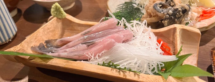 魚籠屋(びくや) is one of 踊り食いが出来るお店リスト🐙🐟.