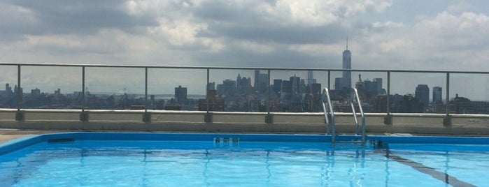 300 East Rooftop Pool is one of Pools NYC.