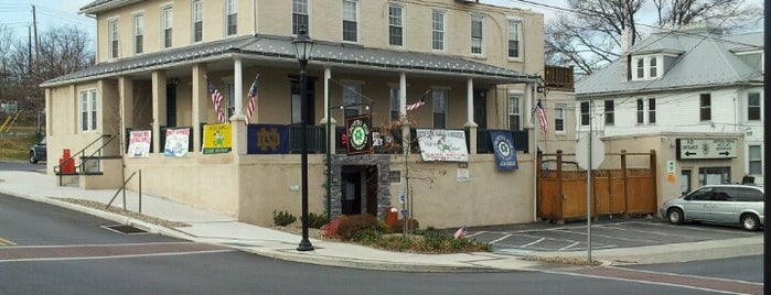 The Grotto Pub is one of Locais salvos de K.