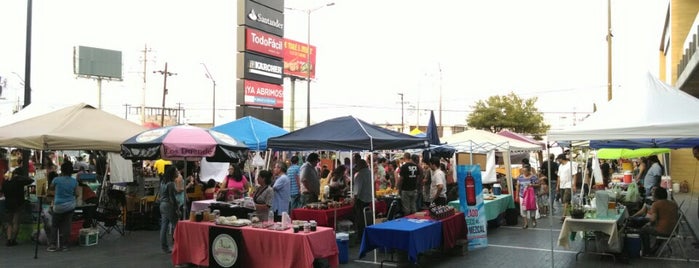 Mercado de la Luz is one of Tempat yang Disukai Abraham.
