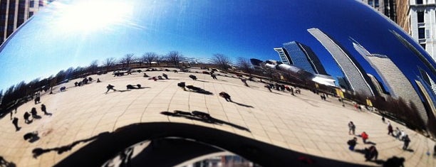 Cloud Gate by Anish Kapoor (2004) is one of Meet Your Match in CHI: Gamers.