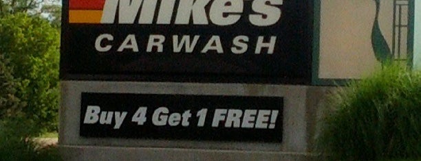 Mike's Car Wash is one of Tempat yang Disukai Zachary.